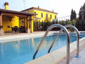 Отель Casa di Campagna B&B La Corte  Оккьобелло